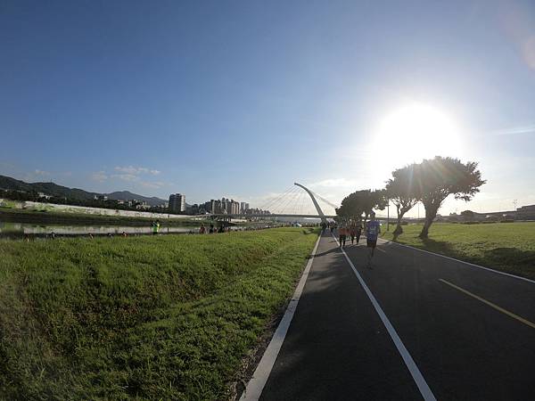 181028 長榮航空城市觀光馬拉松 (1).jpg 181028 長榮航空城市觀光馬拉松 (1).jpg