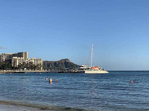 181205-5 Duke Kahanamoku Lagoon (3).jpg