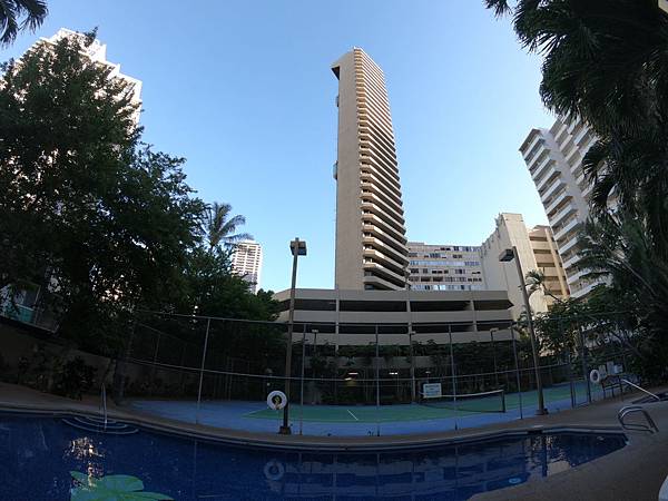 Marina Tower Waikiki (12).JPG