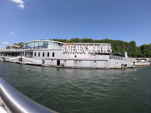 190420-4 巴黎塞納河Bateaux Mouches玻璃船(2).jpg