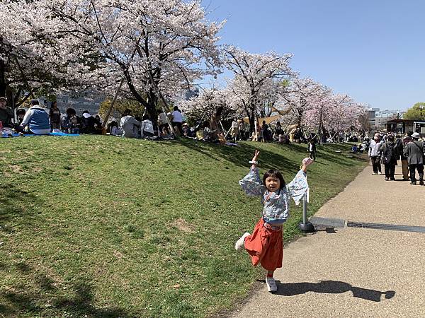 230328-2 天王寺公園 (1).jpg