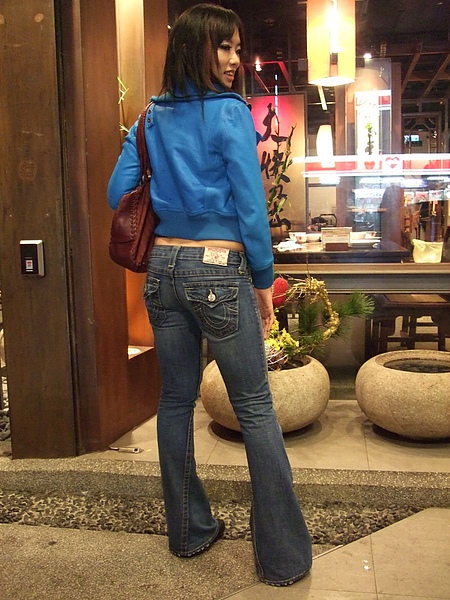 True Religion Cassidy in Gunsmoke穿搭