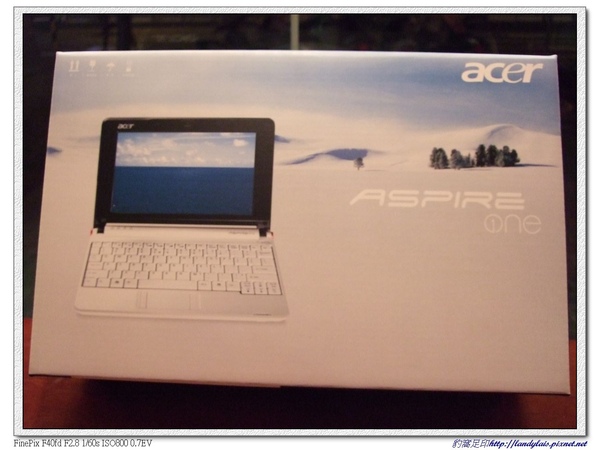 Acer Aspire One金燦棕外殼紙箱