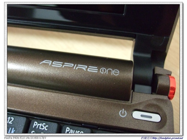 Acer Aspire One金燦棕Aspire One Logo