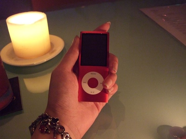 iPod nano (product) RED