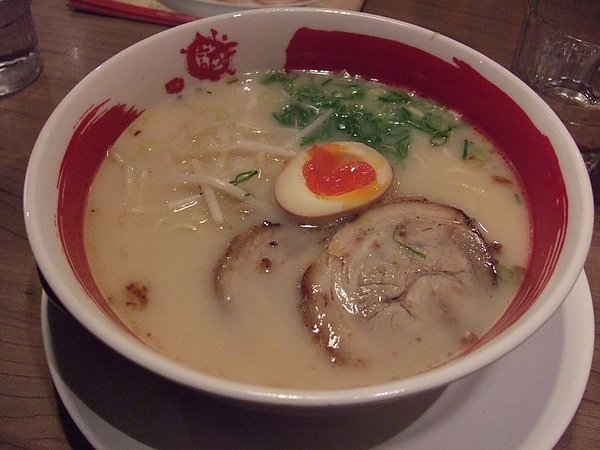110130誠屋拉麵-牛骨白湯拉麵 110130誠屋拉麵-牛骨白湯拉麵