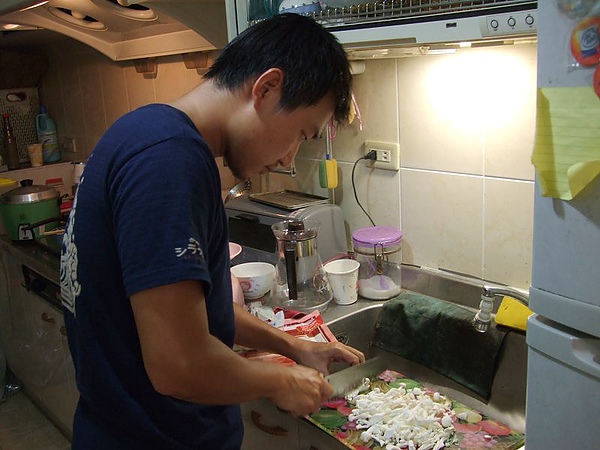 100713炫寶煮義大利麵 100713炫寶煮義大利麵