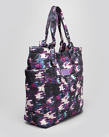 Pretty Nylon Printed Medium Tote3