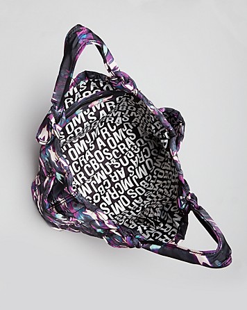 Pretty Nylon Printed Medium Tote2