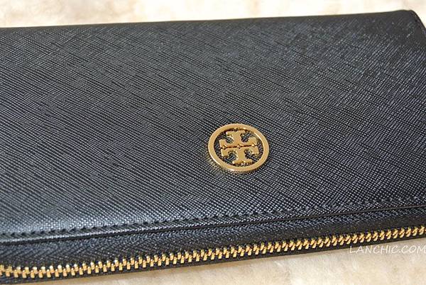 tory burch robinson zip continental wallet black6-1