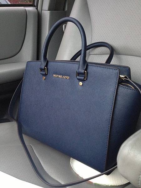 MICHAEL KORS Selma medium 3