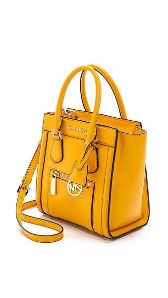 MICHAEL Michael Kors Medium Messenger2