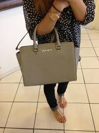 michael-kors selma medium25