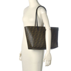 Fendi shopping tote2