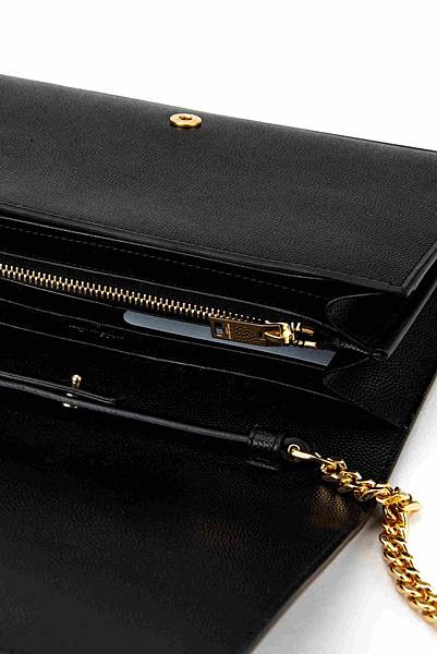 Saint Laurent mini Monogram chain bag7