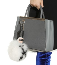 FENDI Pompon Karl3