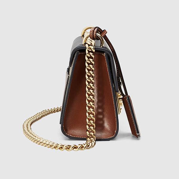 Gucci padlock bag15