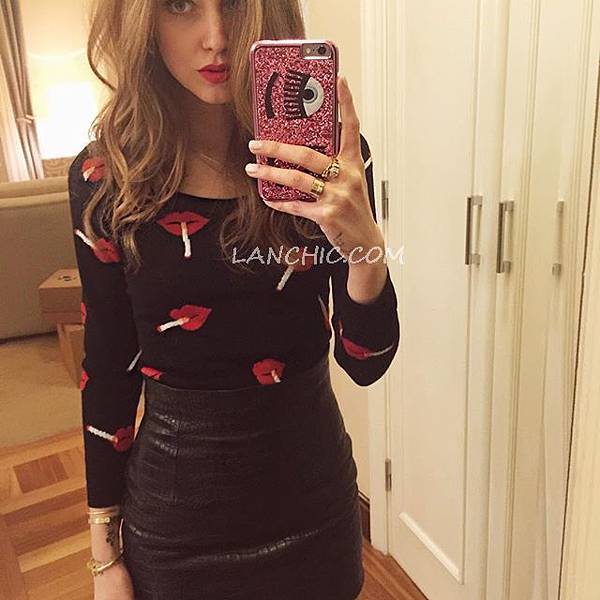 chiara ferragni flirting iphone cover3-1