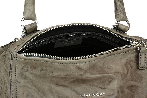 Givenchy small pandora bag5