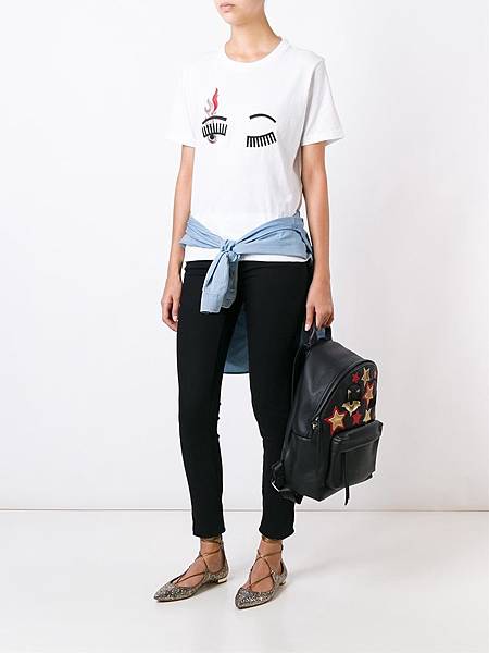 Chiara Ferragni flirting long tshirt10