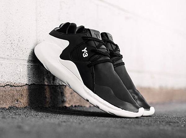 adidas-y-3-qr-run-black-white-5