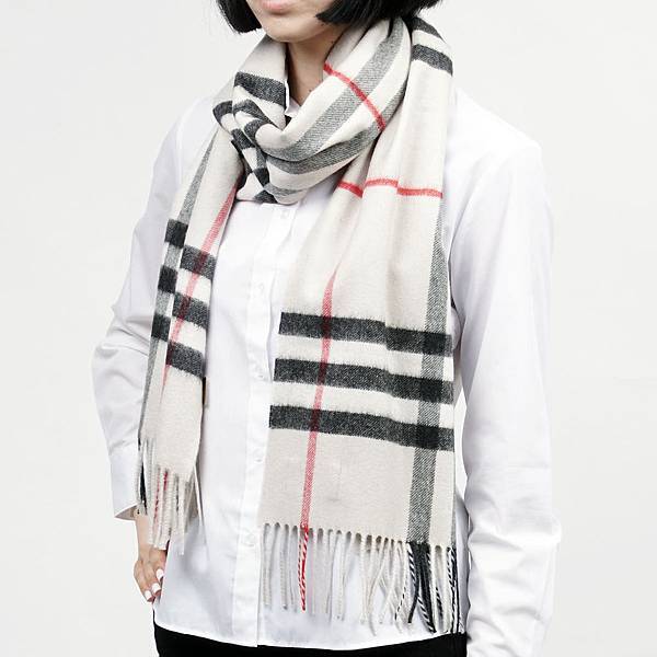 BURBERRY cashmere scarf2