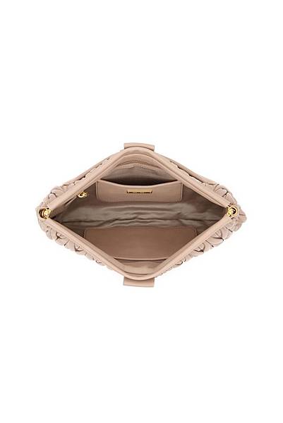 MIU MIU quilted clutch2