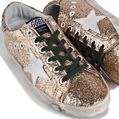 Golden Goose SUPERSTAR SNEAKERS5