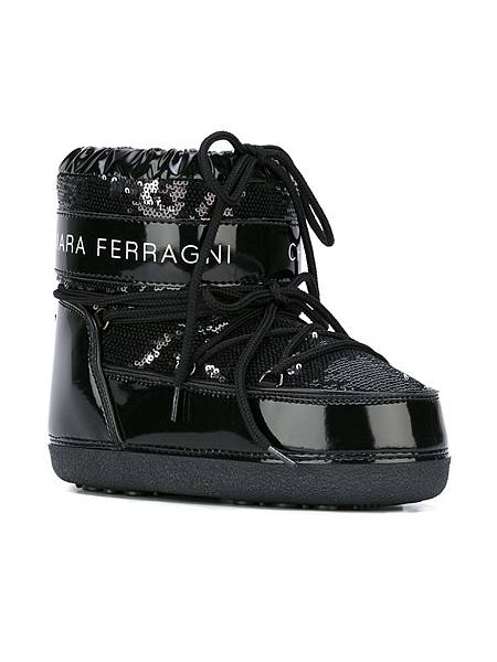 Chiara Ferragni snow boots3