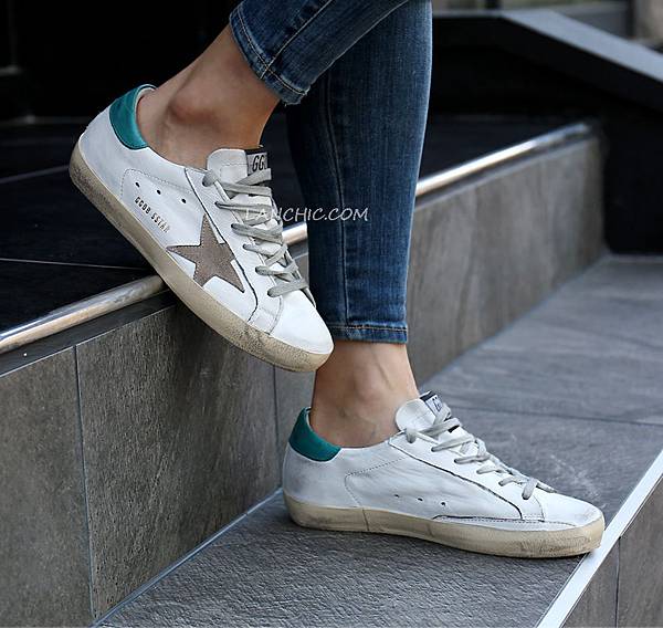 Golden Goose SUPERSTAR SNEAKERS3-1