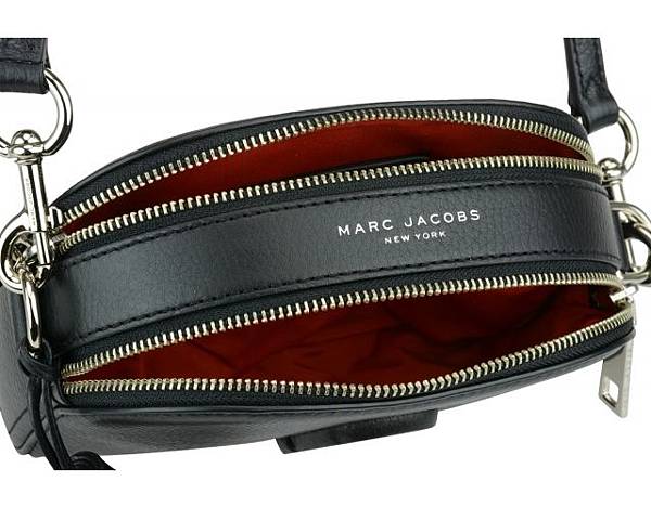 Marc Jacobs shutter camera bag12