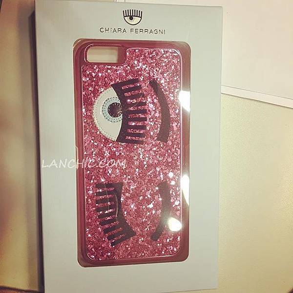 chiara ferragni flirting iphone cover15-1