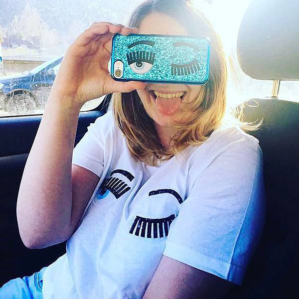 chiara ferragni flirting iphone cover18