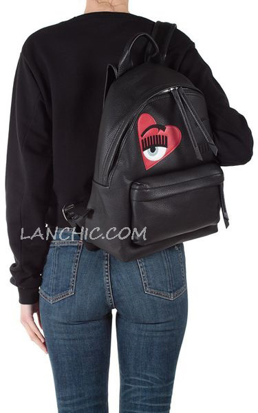 Chiara Ferragni heart backpack7-1