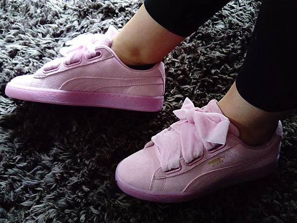 PUMA heart sneakers13