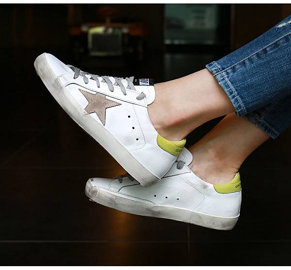 Golden Goose SUPERSTAR SNEAKERS8