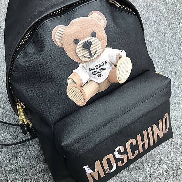 Moschino Backpack2