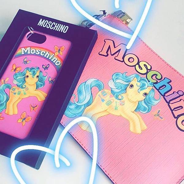 Moschino case20