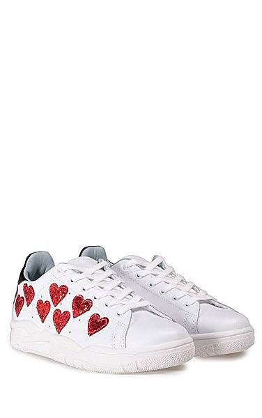 chiara ferragni heart sneakers3