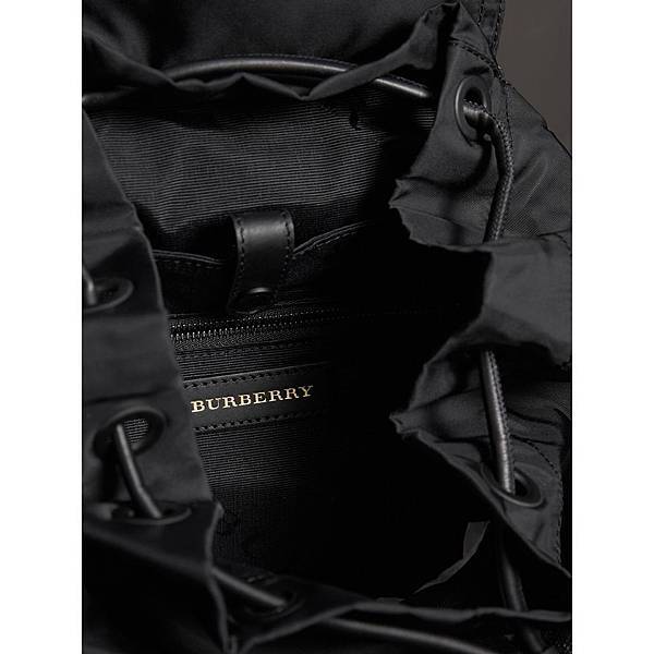 burberry backpack5