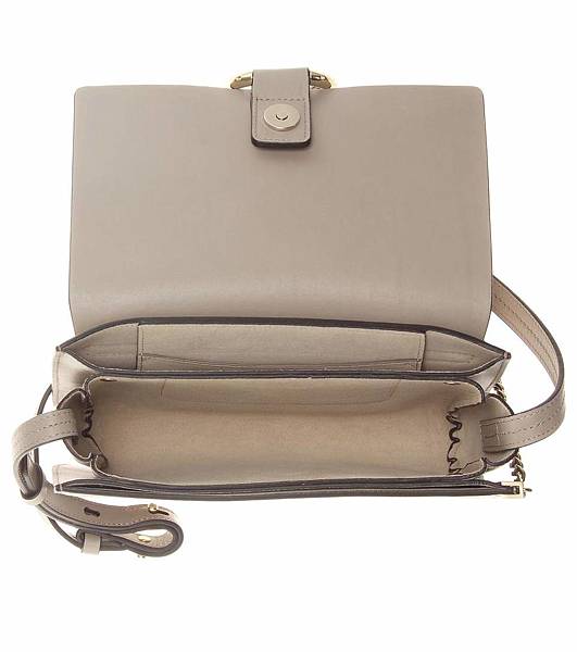 Chloé faye small2 Chloé faye small2