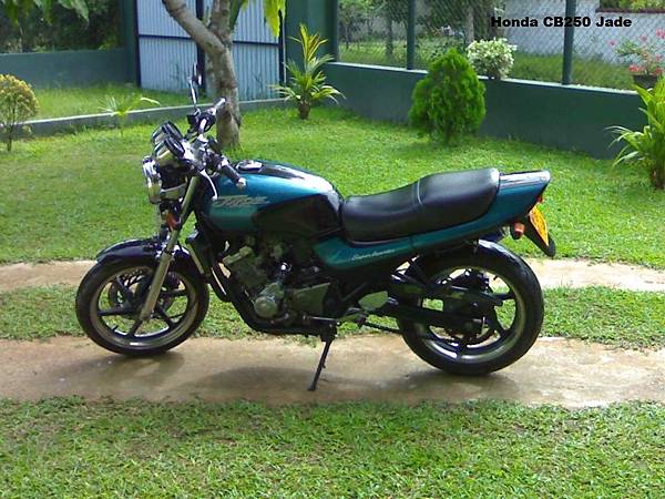 honda-CB250-Jade.jpg honda-CB250-Jade.jpg
