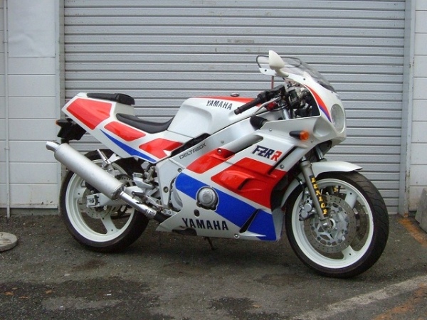 fzr400r_1.jpg