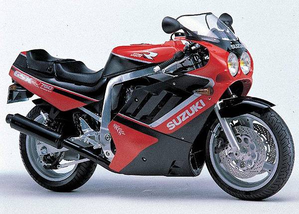 Suzuki-GSXR-750-1988-2.jpg