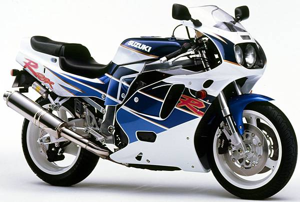 92_gsx-r750e28097e59bbde58685e4bb95e6a798.jpg