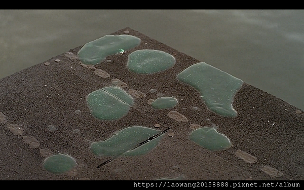 The.X.Files.S01E24-The Erlenmeyer Flask.02.png