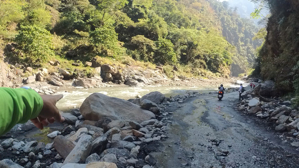 ｜走在一條季節限定隨時會消失的工程便道｜北港溪峽谷工程便道全