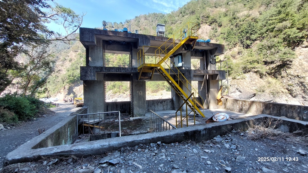 ｜走在一條季節限定隨時會消失的工程便道｜北港溪峽谷工程便道全