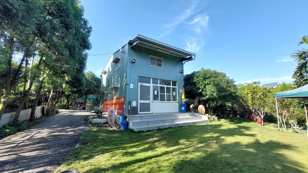 這條步道藏著巨龍？撼龍步道春季限定花海｜探索唯心聖教學院神秘