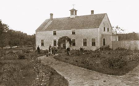 F30_Our-Lady-of-the-Valley.-First-monastery_1900